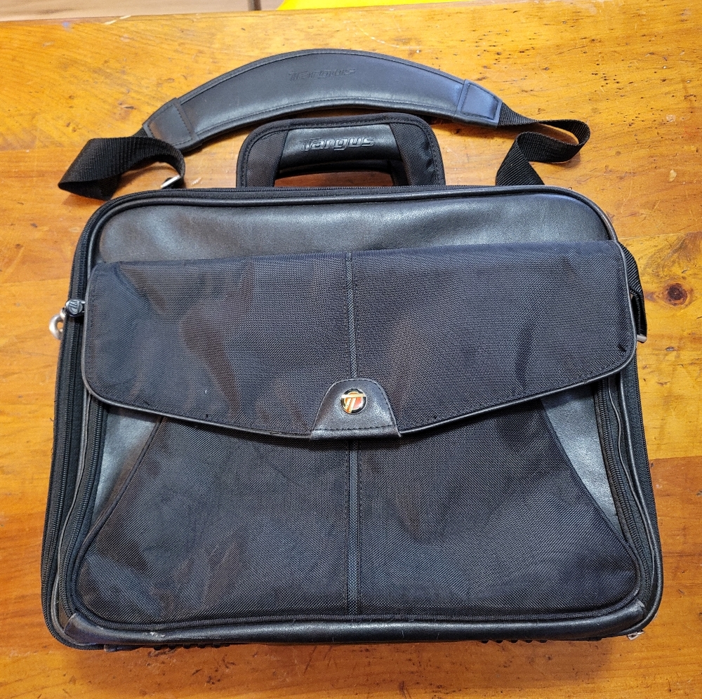 Travel business bag